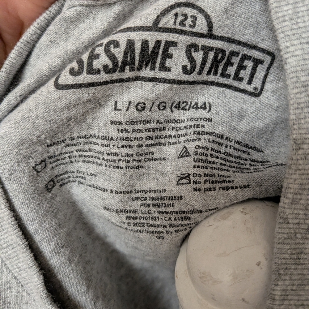 MAD Engine Sesame Street Graphic Tee Shirt Size Large Retro Cartoon Tee - Picture 3 of 6